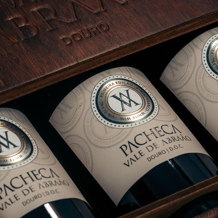 Pacheca Vale de Abraão White 1st Edition